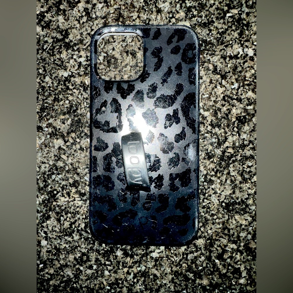 Loopy Case Midnight Leopard fits IPhone 12 Pro
